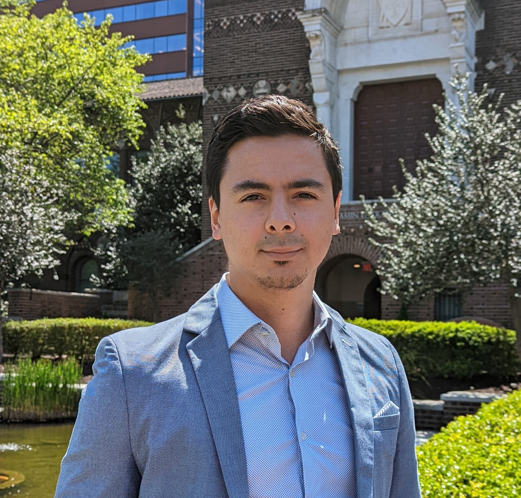 WebPhoto-AaronMora